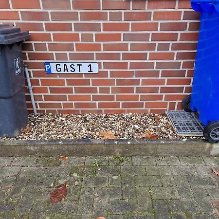 Schlafzimmer, Ruhige Lage In Meppen --- Check-In Mit Schluesselkasten Luaran gambar