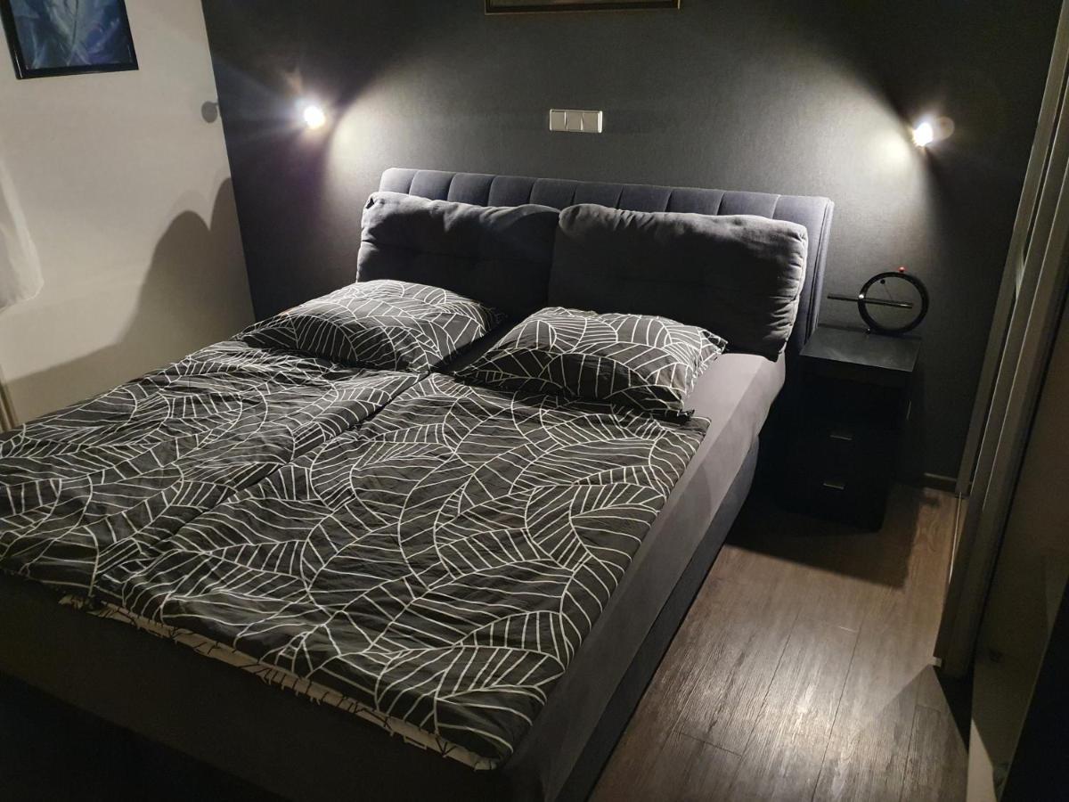 Schlafzimmer, Ruhige Lage In Meppen --- Check-In Mit Schluesselkasten Luaran gambar